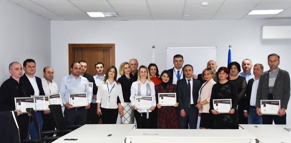 იმერეთის 19 საჯარო მოხელეს სერტიფიკატები გადაეცა