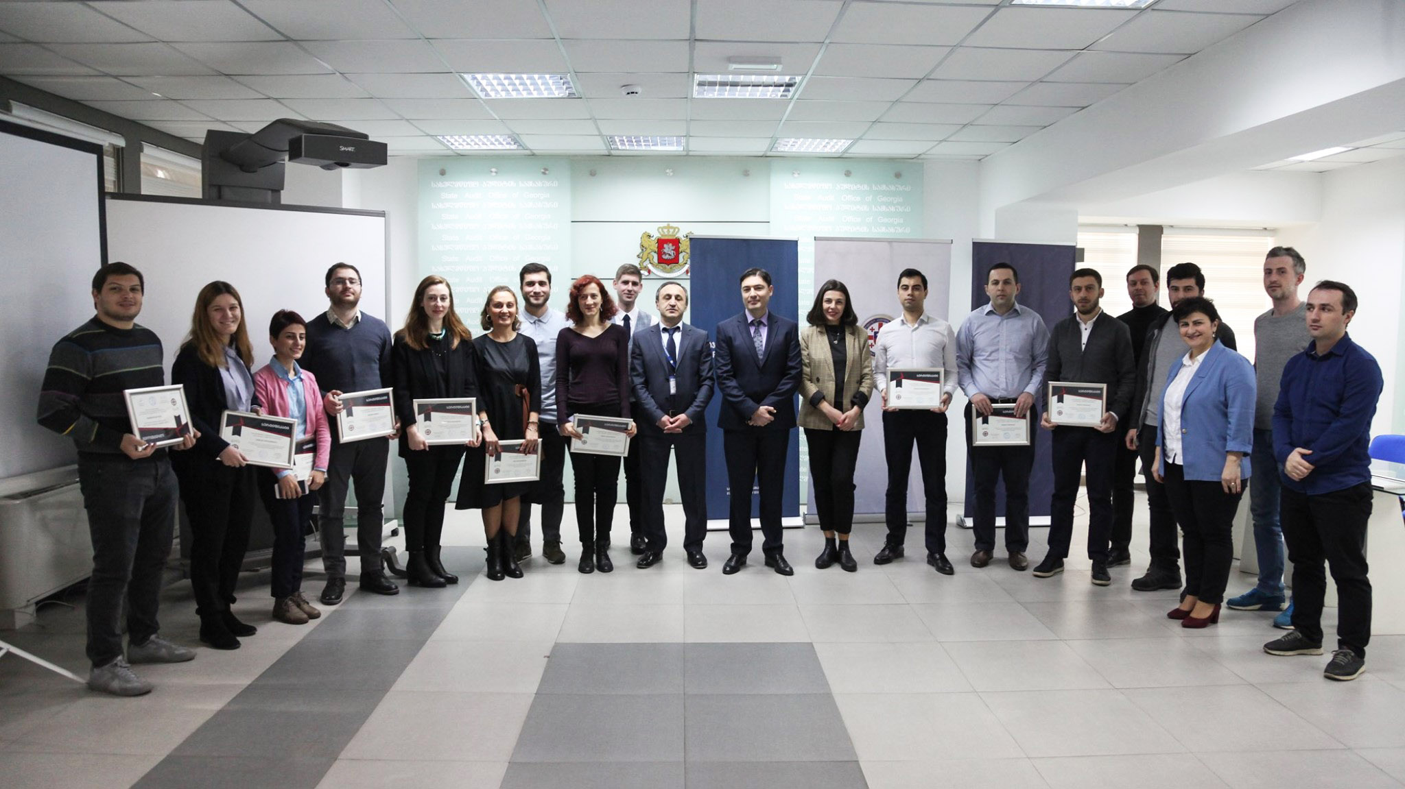 საჯარო მოხელეებს პროფესიული განვითარების პროგრამის სერტიფიკატები გადაეცათ