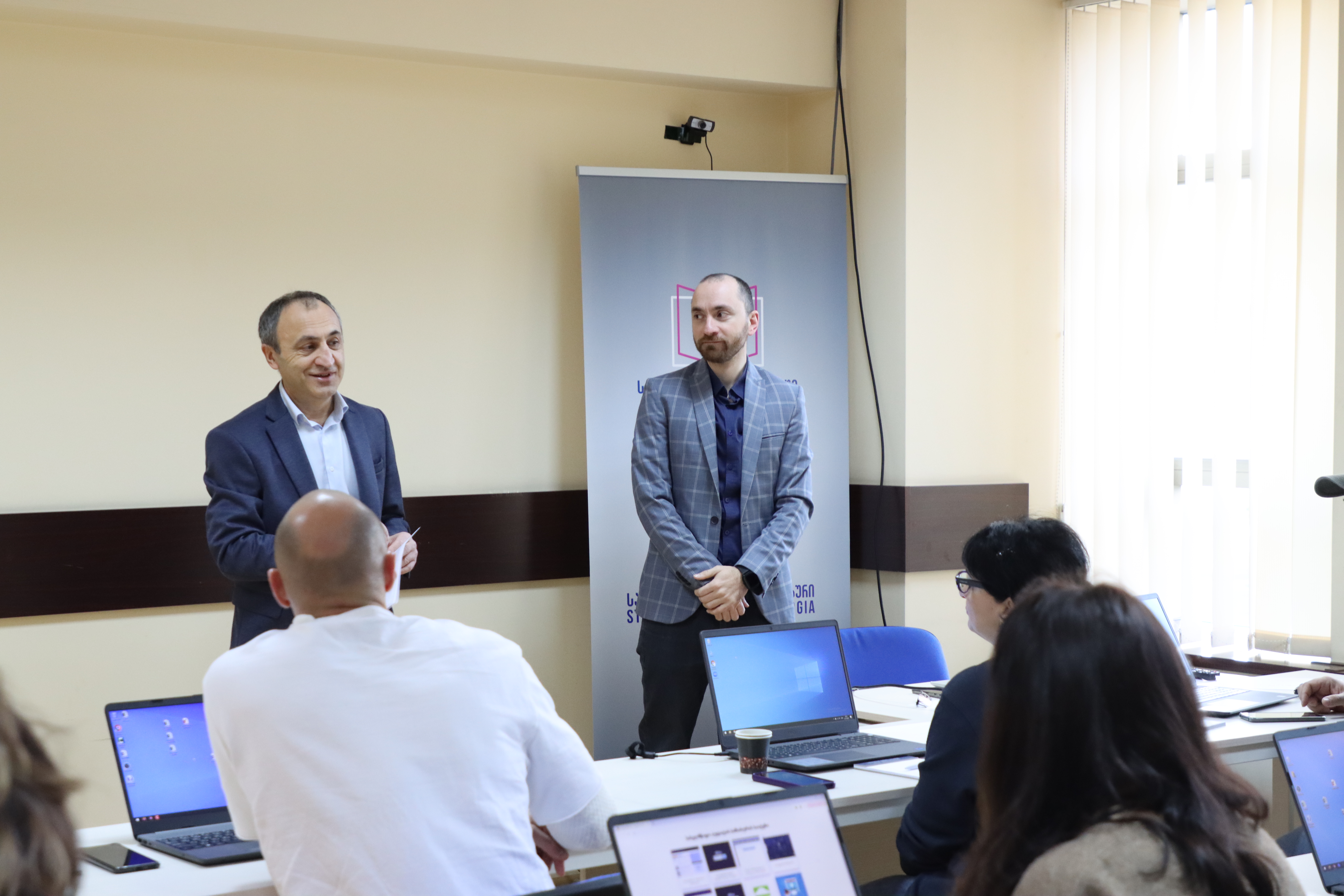 საჯარო აუდიტის ინსტიტუტი კომუნკაციების კომისიის თანამშრომლებისათვის ტრენინგებს განაგრძობს