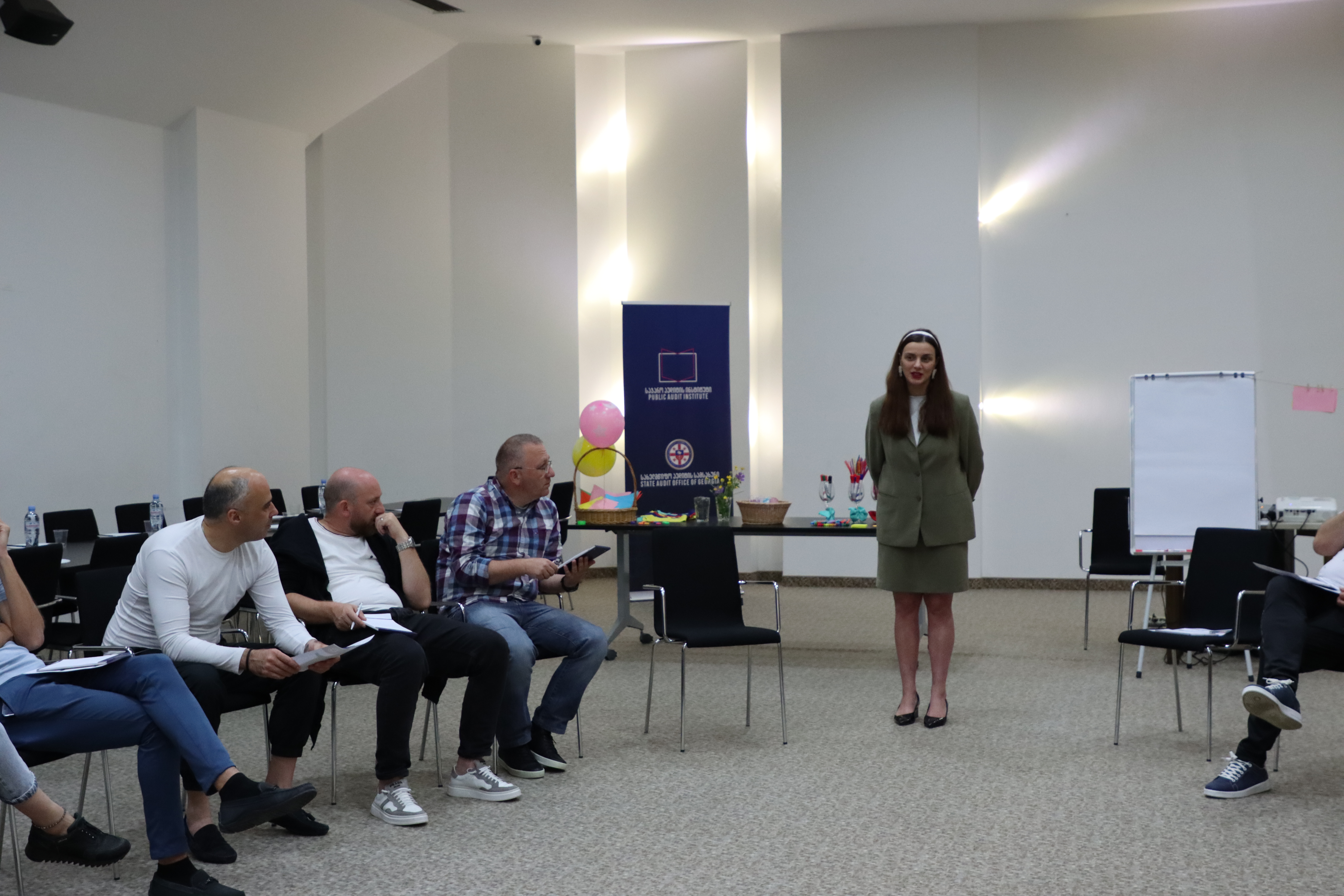 რუსთავის მერიის თანამშრომლებისთვის ეფექტური კომუნიკაციის ტრენინგი ჩატარდა     